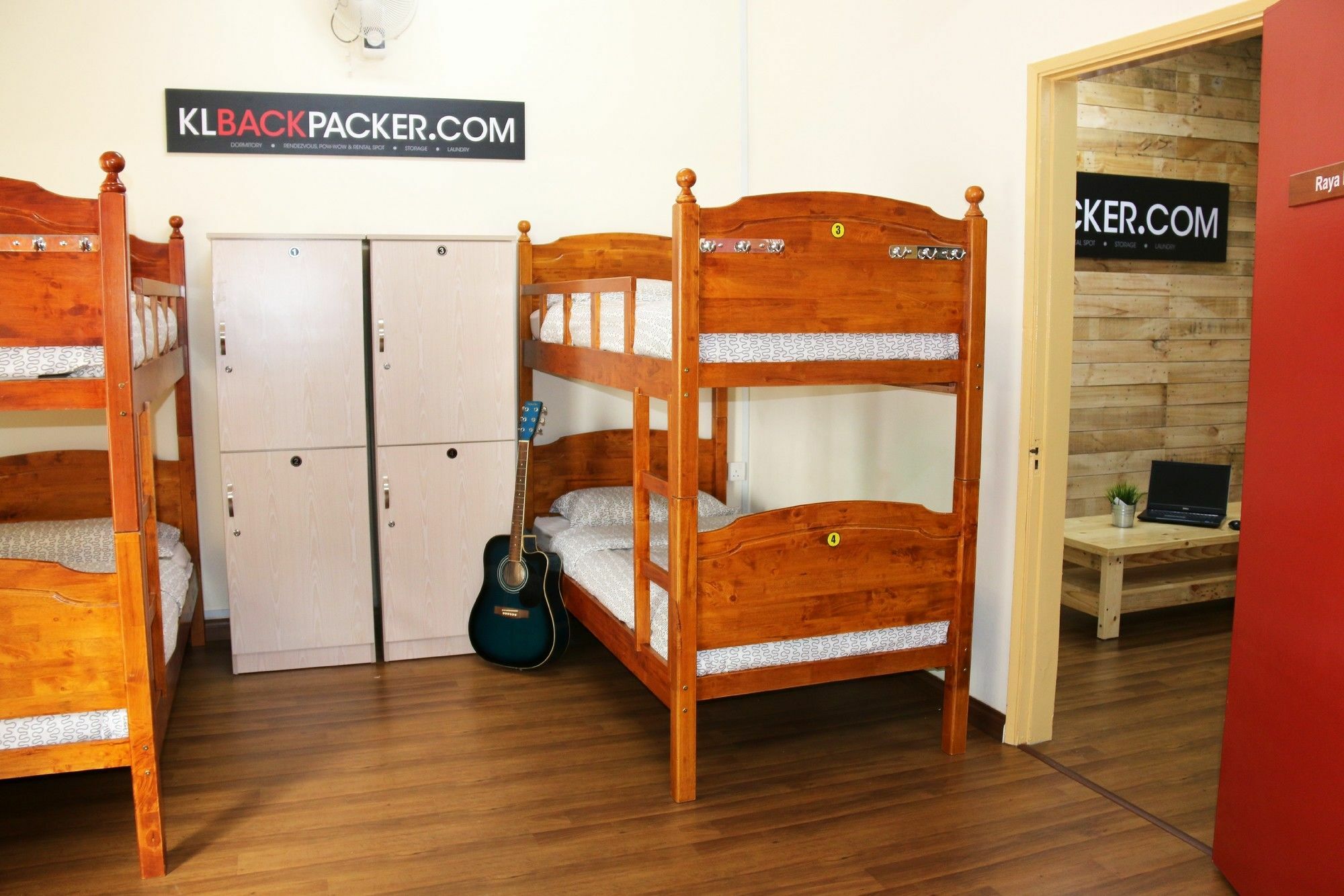 Klbackpacker.Com Hostel Куала Лумпур Екстериор снимка