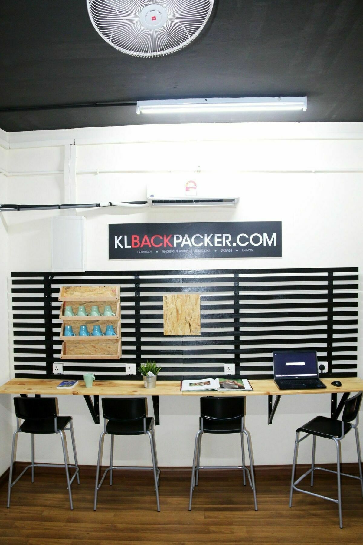 Klbackpacker.Com Hostel Куала Лумпур Екстериор снимка